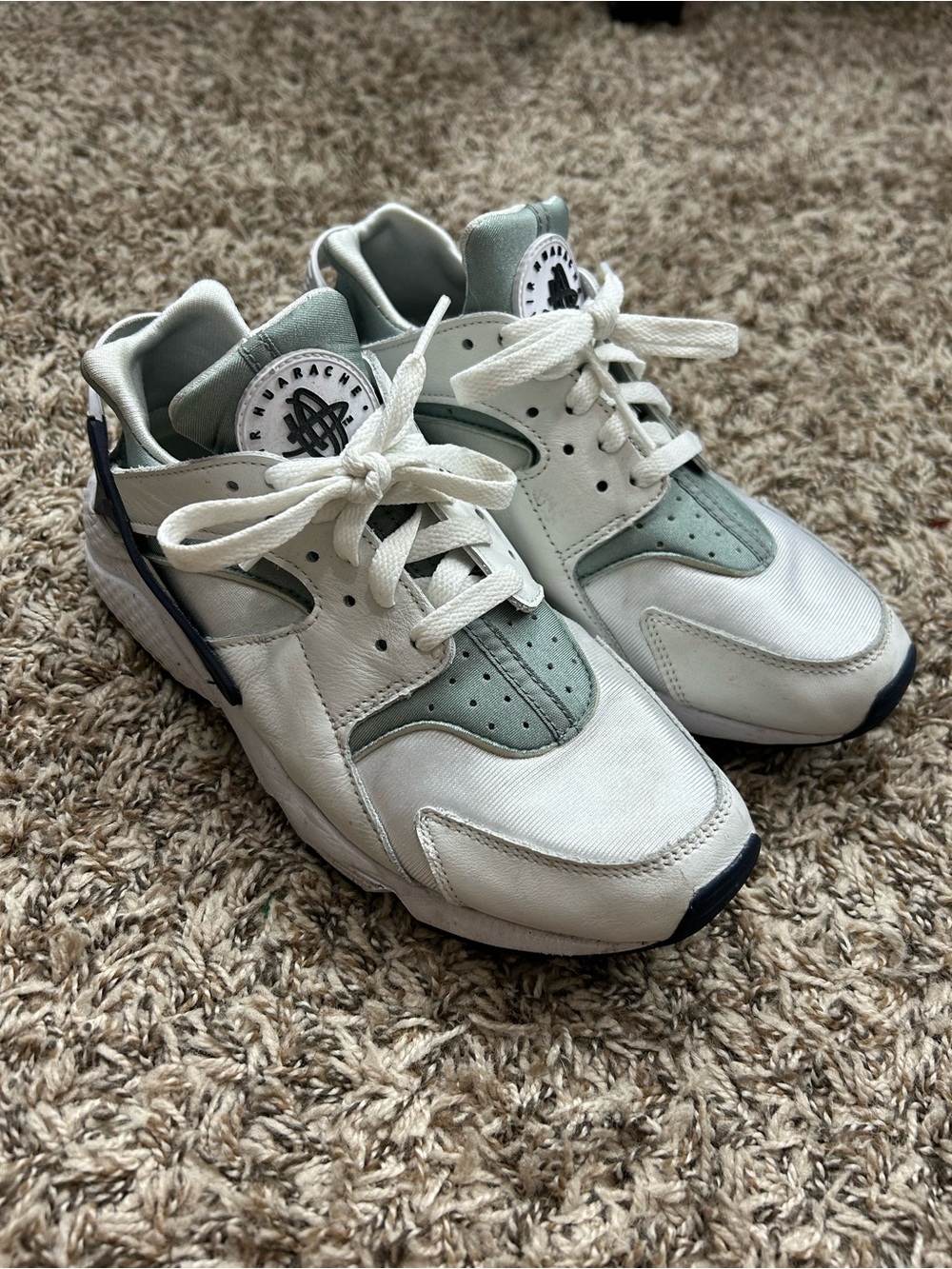 Nike Womens Air Huarache Photon Dust Mica Green Sz 9